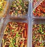 独家秘制麻辣小海鲜、无骨鸡爪