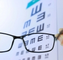 近视 600 度冲上热搜：为什么它被称为眼睛的“风险临界值”？
