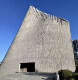 谁知道孝庄河岸这些奇特建筑是做什么用的？